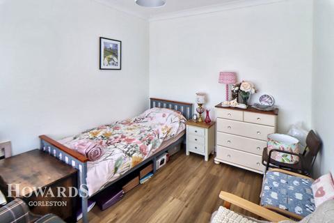 2 bedroom semi-detached bungalow for sale, Elm Avenue, Bradwell