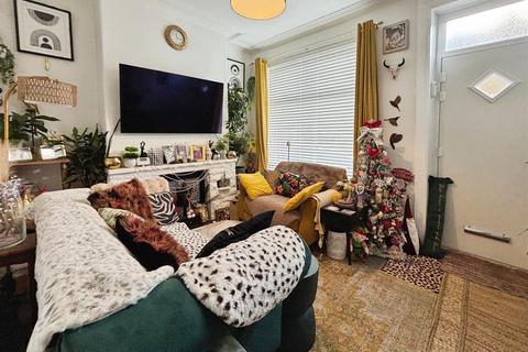 undefined, Mount Terrace, Bradford BD2