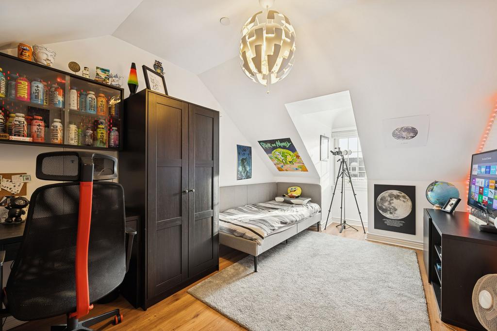 Bedroom Six