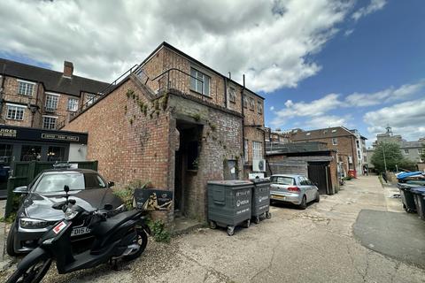 Convenience store to rent, 23 High St Esher KT10 9RL