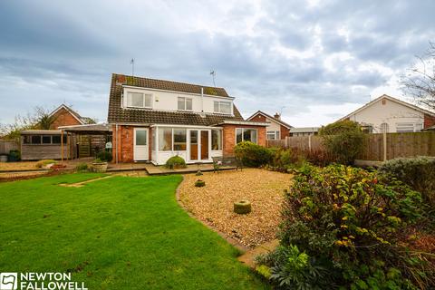4 bedroom detached house for sale, St Martins Close , North Leverton DN22