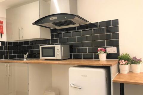 Studio to rent, Charter Avenue, Coventry CV4