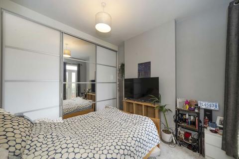 undefined, Lucien Road, London SW17