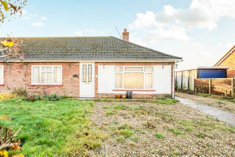 2 bedroom semi-detached bungalow for sale, Bishoptyne Avenue, Dereham