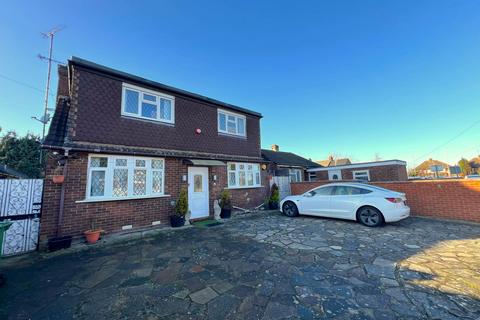 Derby Road, Luton LU4