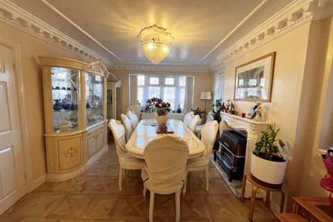 undefined, Derby Road, Luton LU4