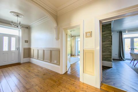 5 bedroom detached house for sale, Lady Ann Road, Batley
