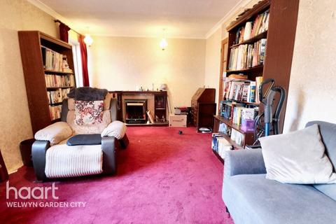 undefined, St Audreys Close, Hatfield