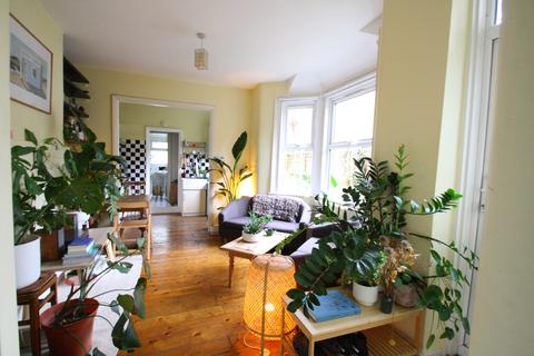 undefined, Gresham Road, London SW9