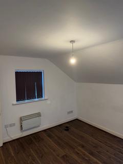 2 bedroom flat to rent, Dicconson Street, Wigan WN1