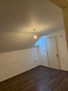 2 bedroom flat to rent, Dicconson Street, Wigan WN1