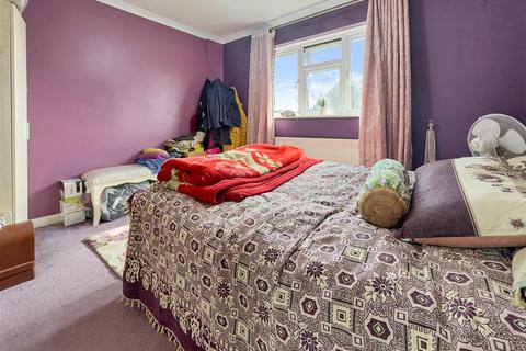 undefined, Padbury Close, Feltham TW14