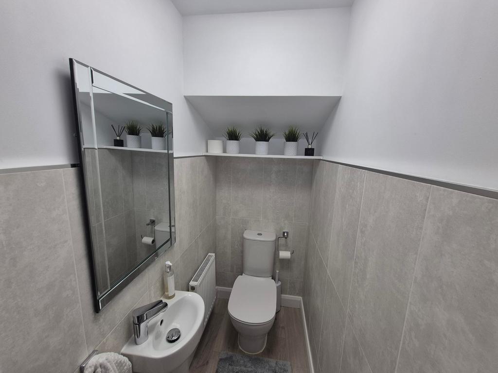 Dickens Close