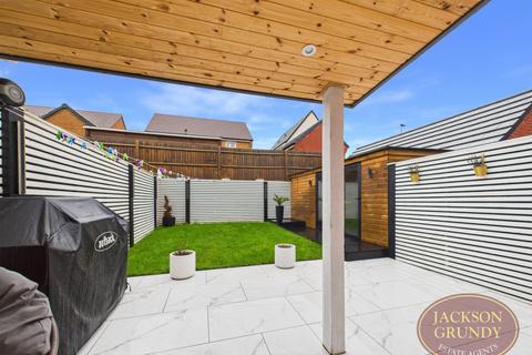3 bedroom semi-detached house for sale, Dickens Close, Moulton, NN3 7DY