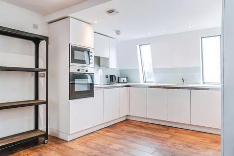 3 bedroom flat to rent, Crispin Lofts, New York Road, Leeds, West Yorkshire, LS2