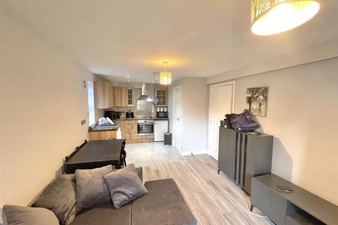 undefined, Walsingham Close, Bedford