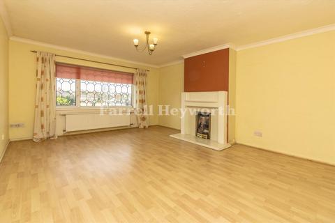 2 bedroom flat for sale, Hawksbury Drive, Preston PR1