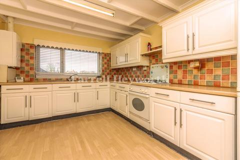 2 bedroom flat for sale, Hawksbury Drive, Preston PR1