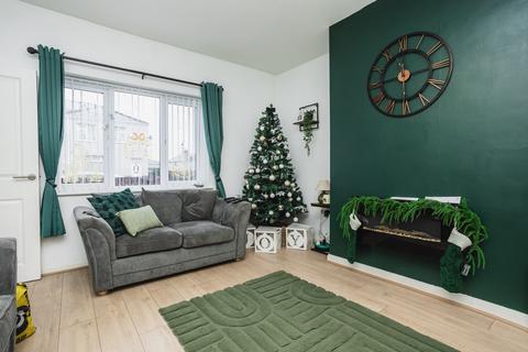 3 bedroom terraced house for sale, Avenue Road, Doncaster DN6