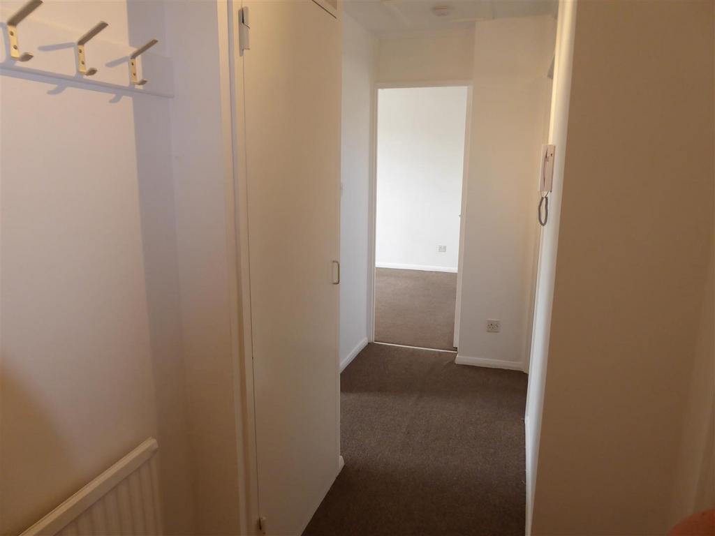 33 belmont street 007.JPG