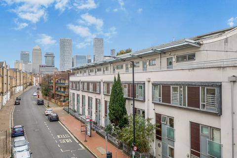2 bedroom duplex for sale, Rotherhithe Street, London SE16