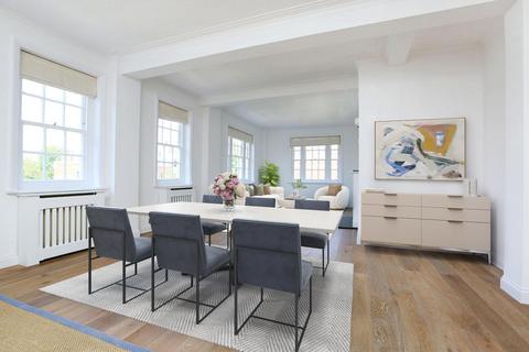 3 bedroom flat for sale, Duchess of Bedfords Walk, London, W8