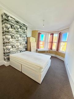 undefined, The Avenue, London, N17