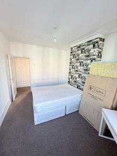 undefined, The Avenue, London, N17