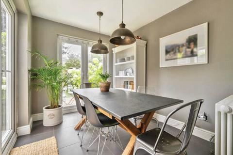undefined, Waverley Road, Reading, Berkshire