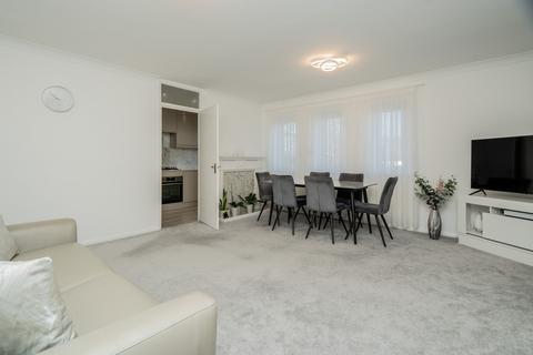 undefined, Mikern Close, Bletchley, Milton Keynes, MK2