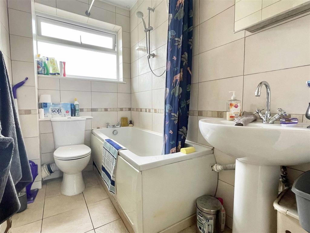 Bath1.jpg