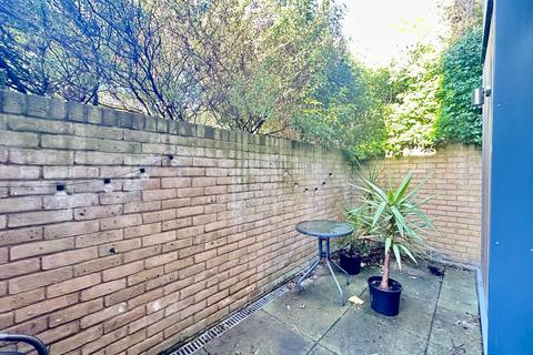 undefined, London SE23