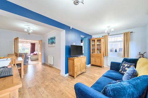 3 bedroom semi-detached house for sale, Highwood Avenue, Leeds LS17