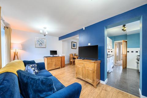 3 bedroom semi-detached house for sale, Highwood Avenue, Leeds LS17