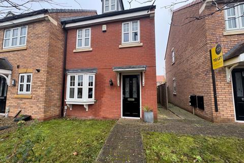 3 bedroom end of terrace house to rent, Pools Brook Park, Kingswood, Hull, East Riding of Yorkshi, HU7