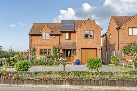 4 bedroom detached house for sale, Marston Hill, Oving, HP22