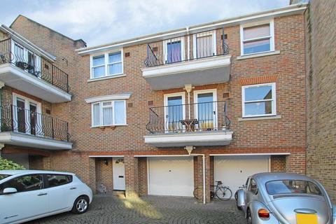 Cedar Terrace, Richmond TW9