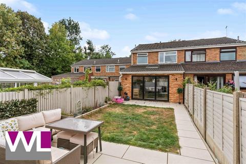 3 bedroom semi-detached house for sale, Winford Drive, Broxbourne EN10