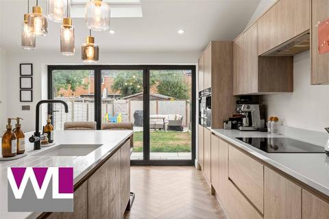 3 bedroom semi-detached house for sale, Winford Drive, Broxbourne EN10
