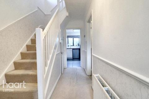 undefined, Charndon Close, Luton