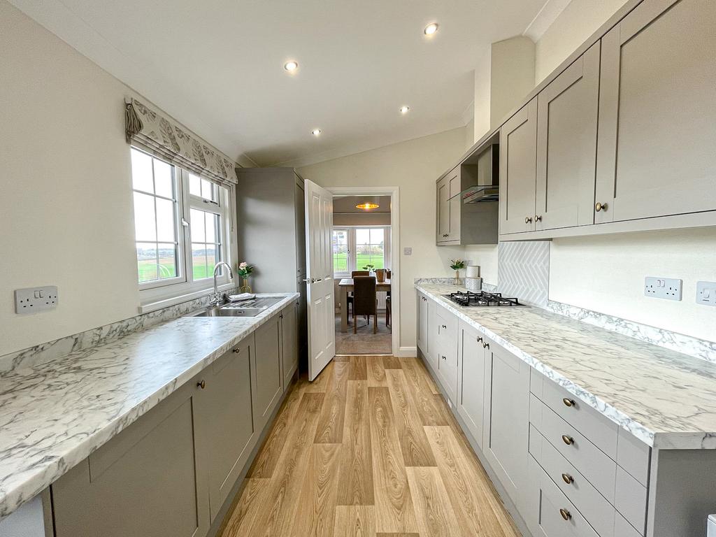 Plot 3 Green Crize - Kitchen (2)