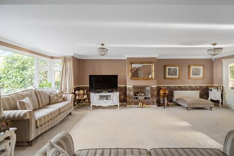 3 bedroom semi-detached house for sale, Gravesend, Kent DA12