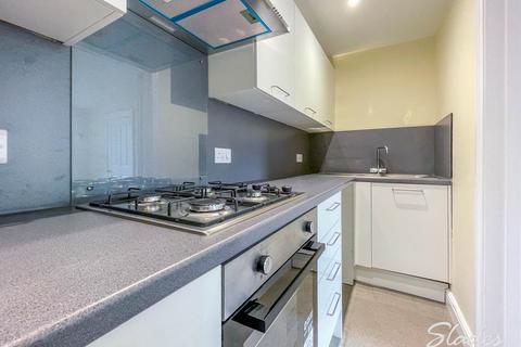 2 bedroom apartment to rent, Purewell, Christchurch, Dorset