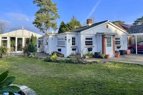 undefined, Braeside Road, St. Leonards, BH24 2PH