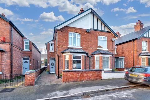 3 bedroom semi-detached house for sale - Highbury Avenue, Nottingham