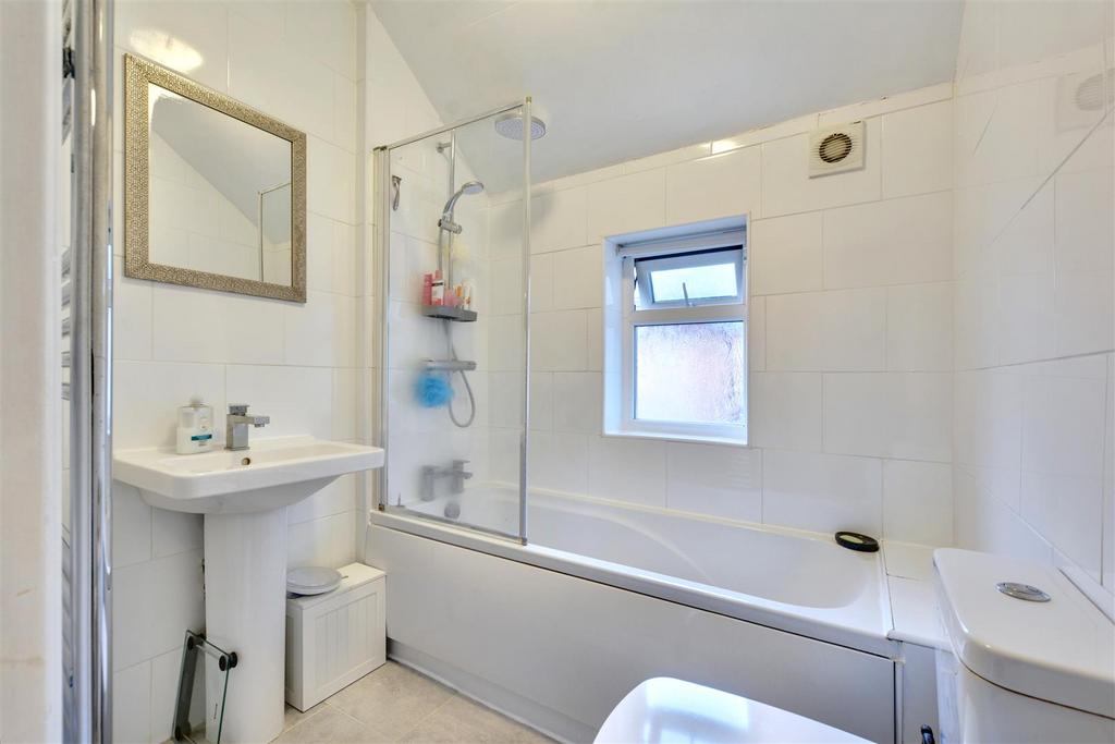 Bathroom 4.jpeg