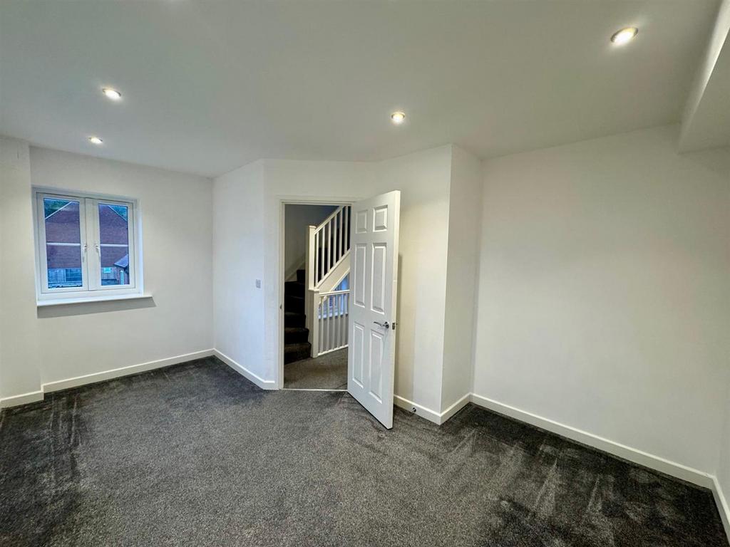 6a bedroom three.jpg