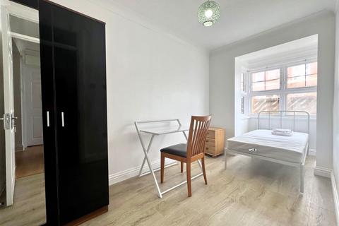 2 bedroom apartment to rent, Portland Mews, Newcastle Upon Tyne