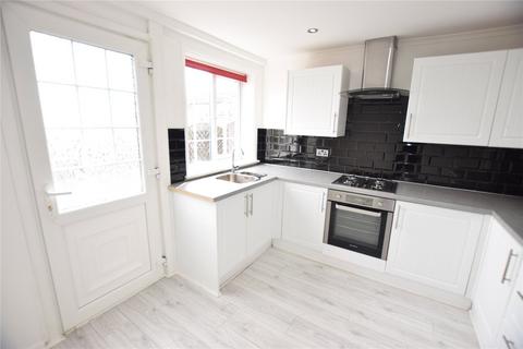 3 bedroom end of terrace house to rent, Naburn Chase, Leeds, West Yorkshire