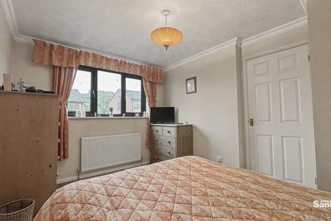 3 bedroom detached house for sale, Little Hollies, Forest Town, NG19